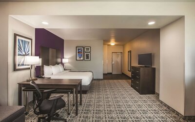 La Quinta Inn & Suites by Wyndham Lubbock South