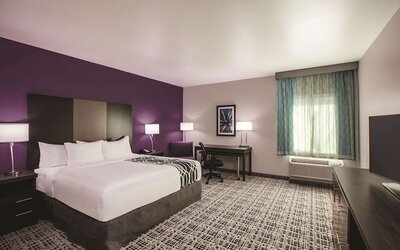 La Quinta Inn & Suites by Wyndham Lubbock South