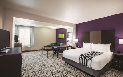 La Quinta Inn & Suites by Wyndham Lubbock South