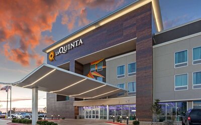 La Quinta Inn & Suites by Wyndham Lubbock South