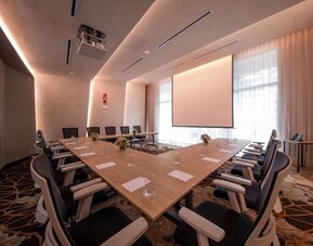 Meeting room at Hilton Garden Inn Lima Miraflores.