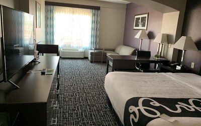 La Quinta Inn & Suites by Wyndham Lubbock North