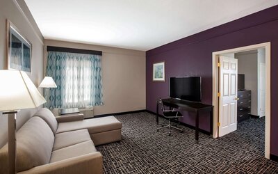 La Quinta Inn & Suites by Wyndham Lubbock North