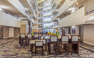 La Quinta Inn & Suites by Wyndham Lubbock West Medical Centr