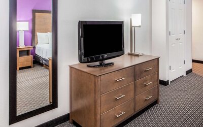 La Quinta Inn & Suites by Wyndham Lubbock West Medical Centr