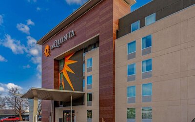 La Quinta Inn & Suites by Wyndham Lubbock West Medical Centr