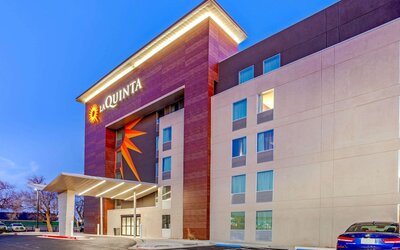 La Quinta Inn & Suites by Wyndham Lubbock West Medical Centr