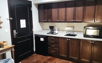 Hawthorn Suites by Wyndham Lubbock