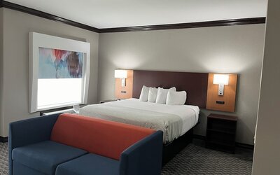 Hawthorn Suites by Wyndham Lubbock