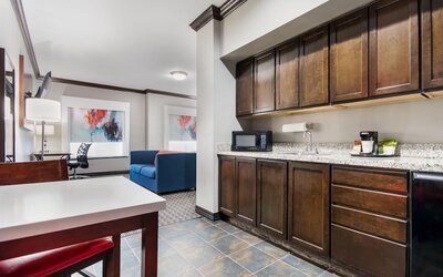 Hawthorn Suites by Wyndham Lubbock