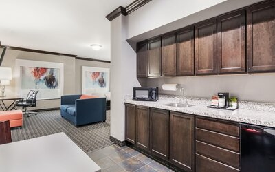 Hawthorn Suites by Wyndham Lubbock