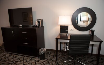 La Quinta Inn & Suites by Wyndham Lubbock Southwest