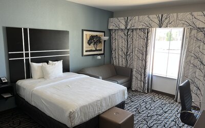 La Quinta Inn & Suites by Wyndham Lubbock Southwest