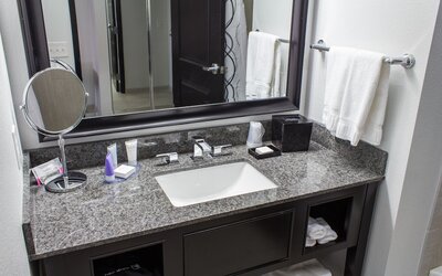 La Quinta Inn & Suites by Wyndham Lubbock Southwest