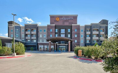 La Quinta Inn & Suites by Wyndham Lubbock Southwest