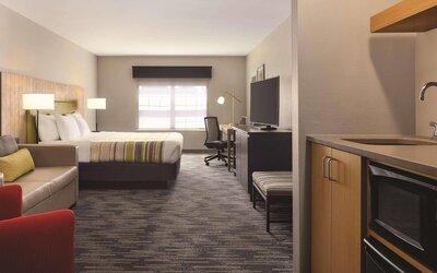 Country Inn & Suites by Radisson, Madison, WI