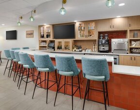 Hotel bar at Hyatt Place Orlando I-Drive.