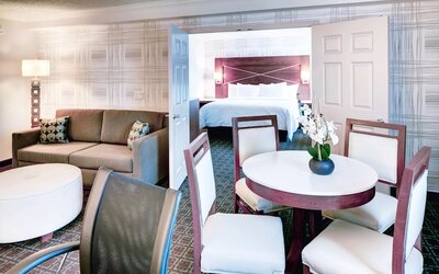 DoubleTree by Hilton Madison Downtown