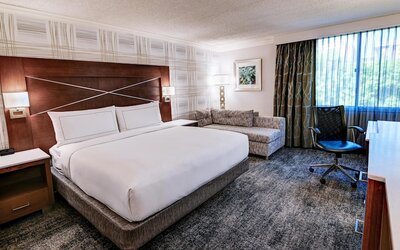 DoubleTree by Hilton Madison Downtown