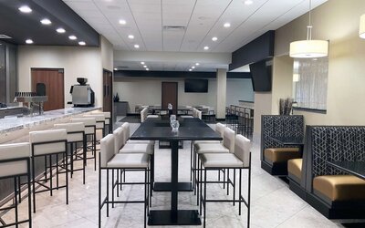 DoubleTree by Hilton Madison Downtown