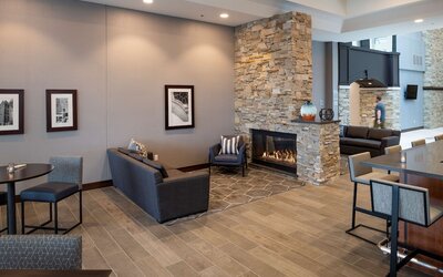 DoubleTree by Hilton Madison East