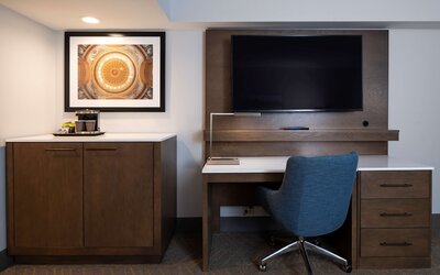 DoubleTree by Hilton Madison East