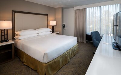 DoubleTree by Hilton Madison East