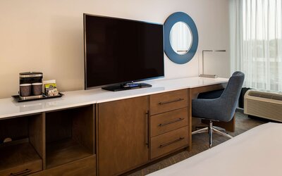 DoubleTree by Hilton Madison East