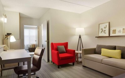 Country Inn & Suites by Radisson, Madison Southwest, WI