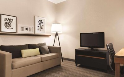 Country Inn & Suites by Radisson, Madison Southwest, WI