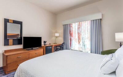 Fairfield Inn & Suites by Marriott Madison East