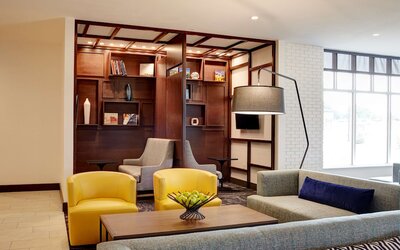 Hyatt Place Madison / Verona