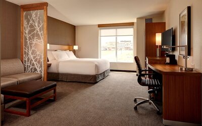 Hyatt Place Madison / Verona