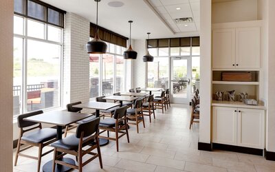 Hyatt Place Madison / Verona
