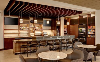 Hyatt Place Madison / Verona