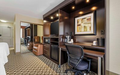 Best Western Plus InnTowner Madison