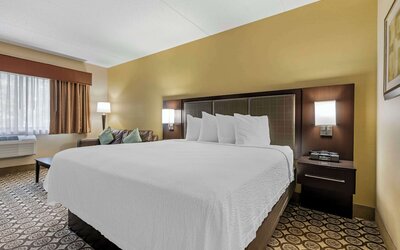 Best Western Plus InnTowner Madison