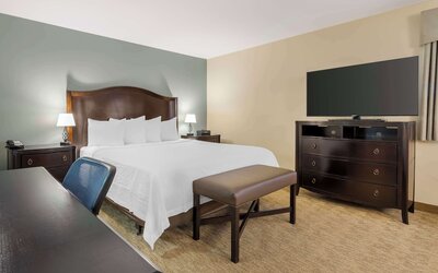 Best Western Plus InnTowner Madison