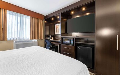 Best Western Plus InnTowner Madison