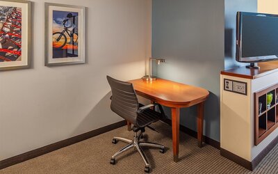 Hyatt Place Madison Downtown