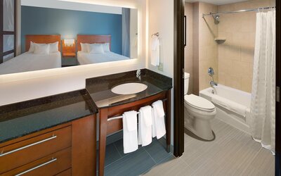 Hyatt Place Madison Downtown