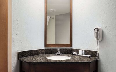 AmericInn by Wyndham Madison West