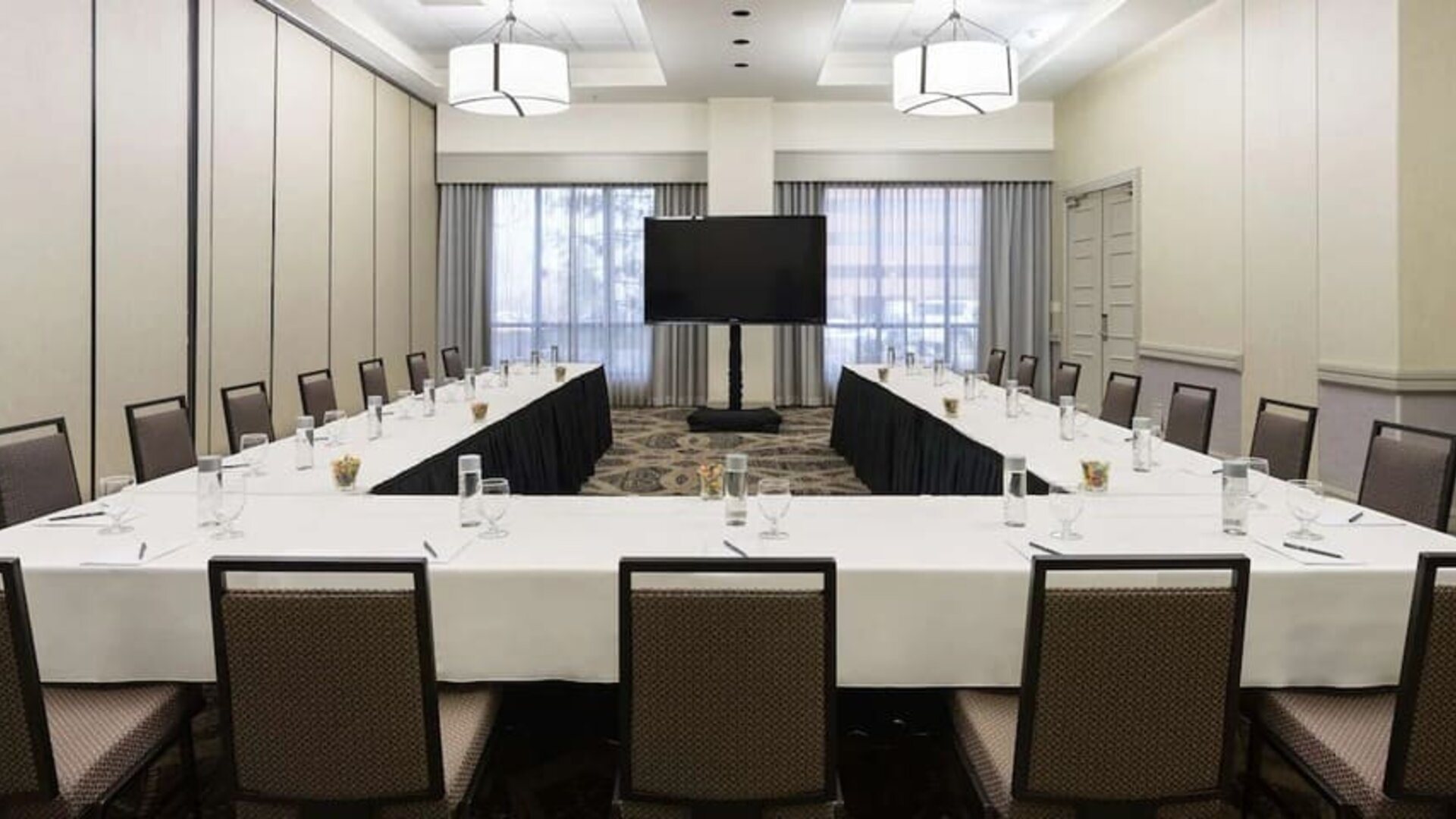 Meeting room at Embassy Suites By Hilton Denver Tech Center.