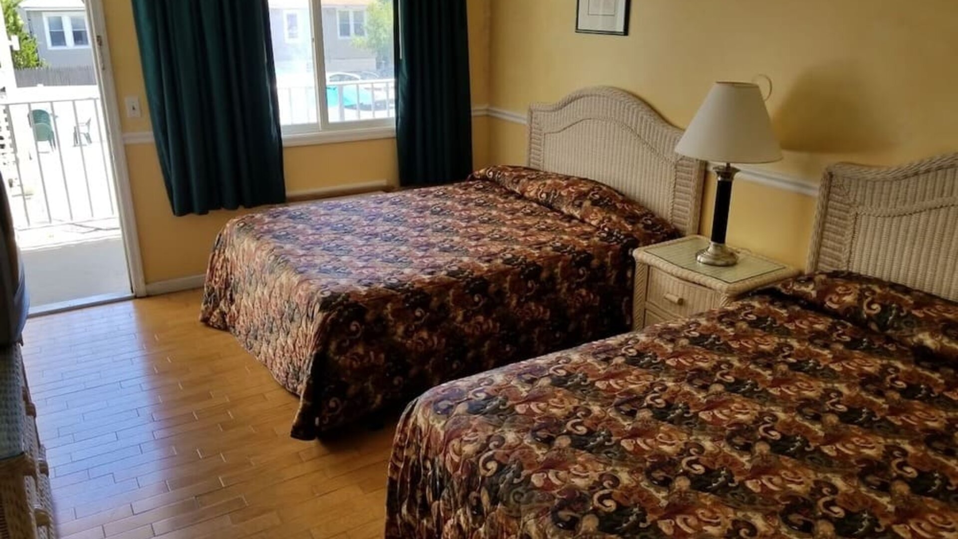 Day use room with two double beds at Bay Breeze Motel.