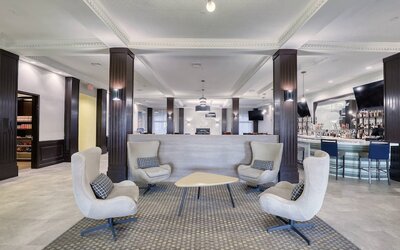 Holiday Inn Hotel & Suites Madison West - Middleton by IHG