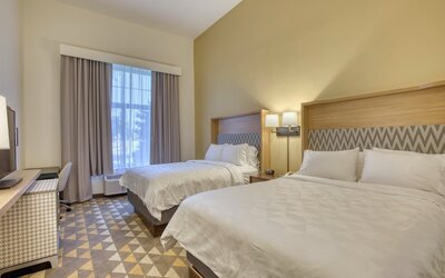 Holiday Inn Hotel & Suites Madison West - Middleton by IHG