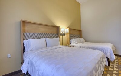 Holiday Inn Hotel & Suites Madison West - Middleton by IHG