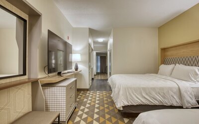 Holiday Inn Hotel & Suites Madison West - Middleton by IHG
