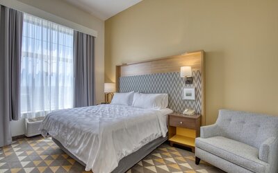 Holiday Inn Hotel & Suites Madison West - Middleton by IHG