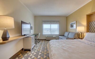 Holiday Inn Hotel & Suites Madison West - Middleton by IHG